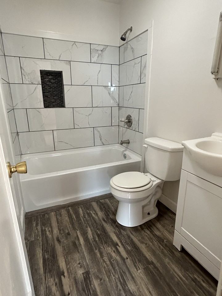519 1st Avenue Southwest - Photo 5 of 8