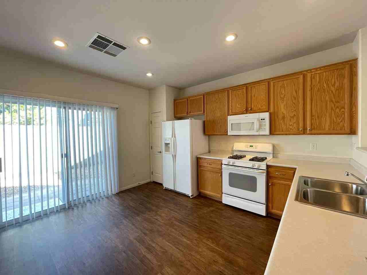 11144 Abbeyfield Rose Dr - Photo 4 of 11