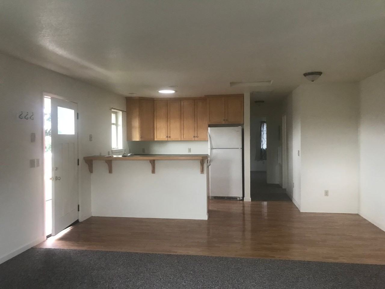 655 F St - Photo 4 of 11