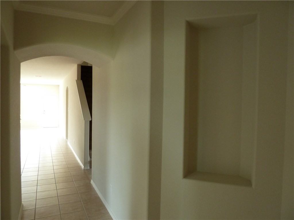 1917 Grand Fairway Dr - Photo 2 of 9