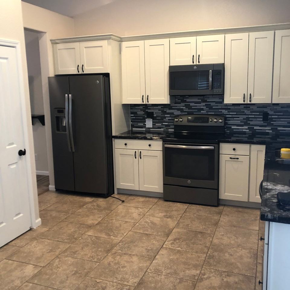 3908 Cloverbrook Dr - Photo 4 of 21