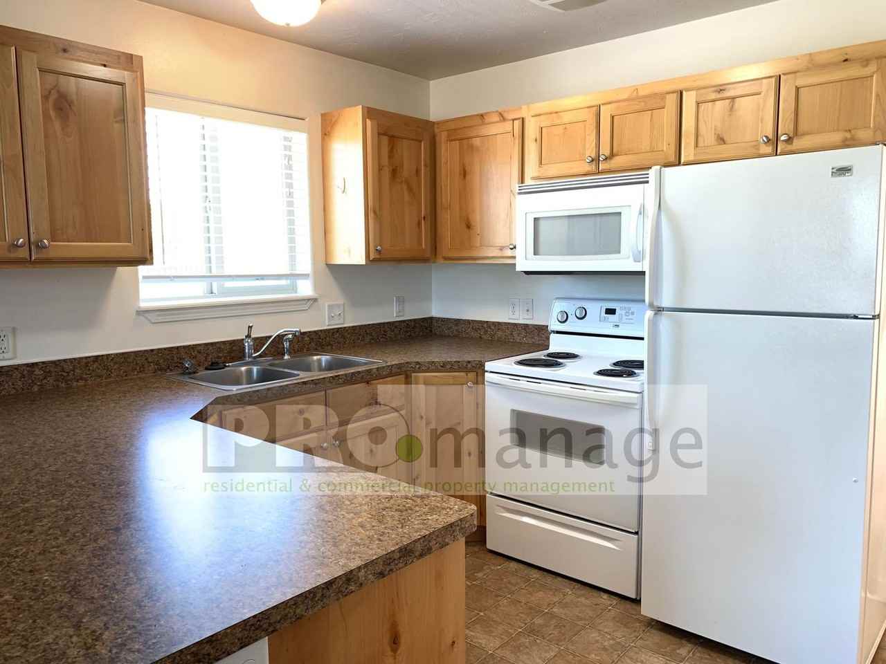 16th St. 8-plex - Photo 3 of 11