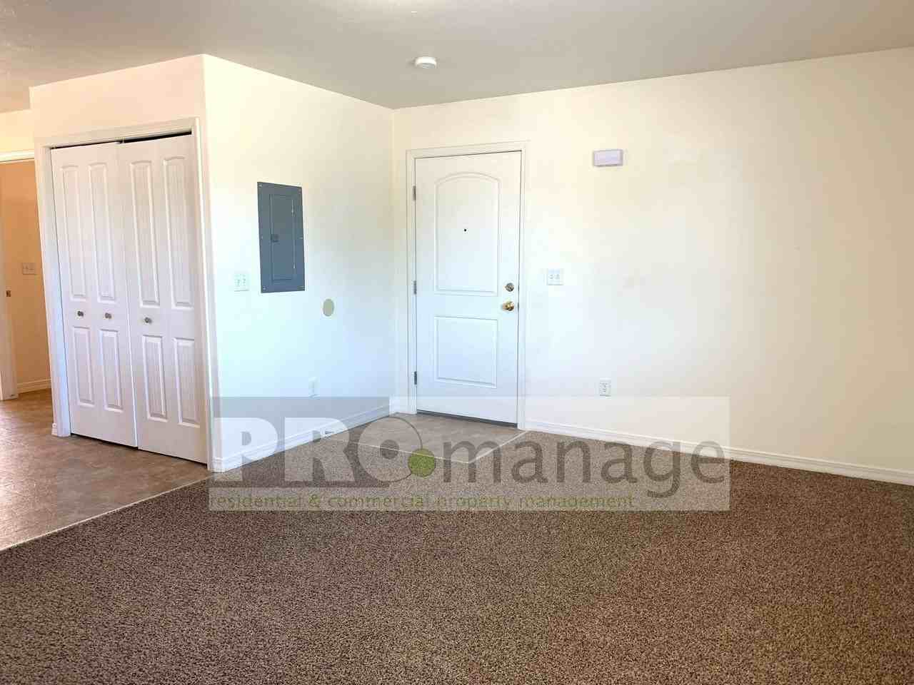 16th St. 8-plex - Photo 6 of 11