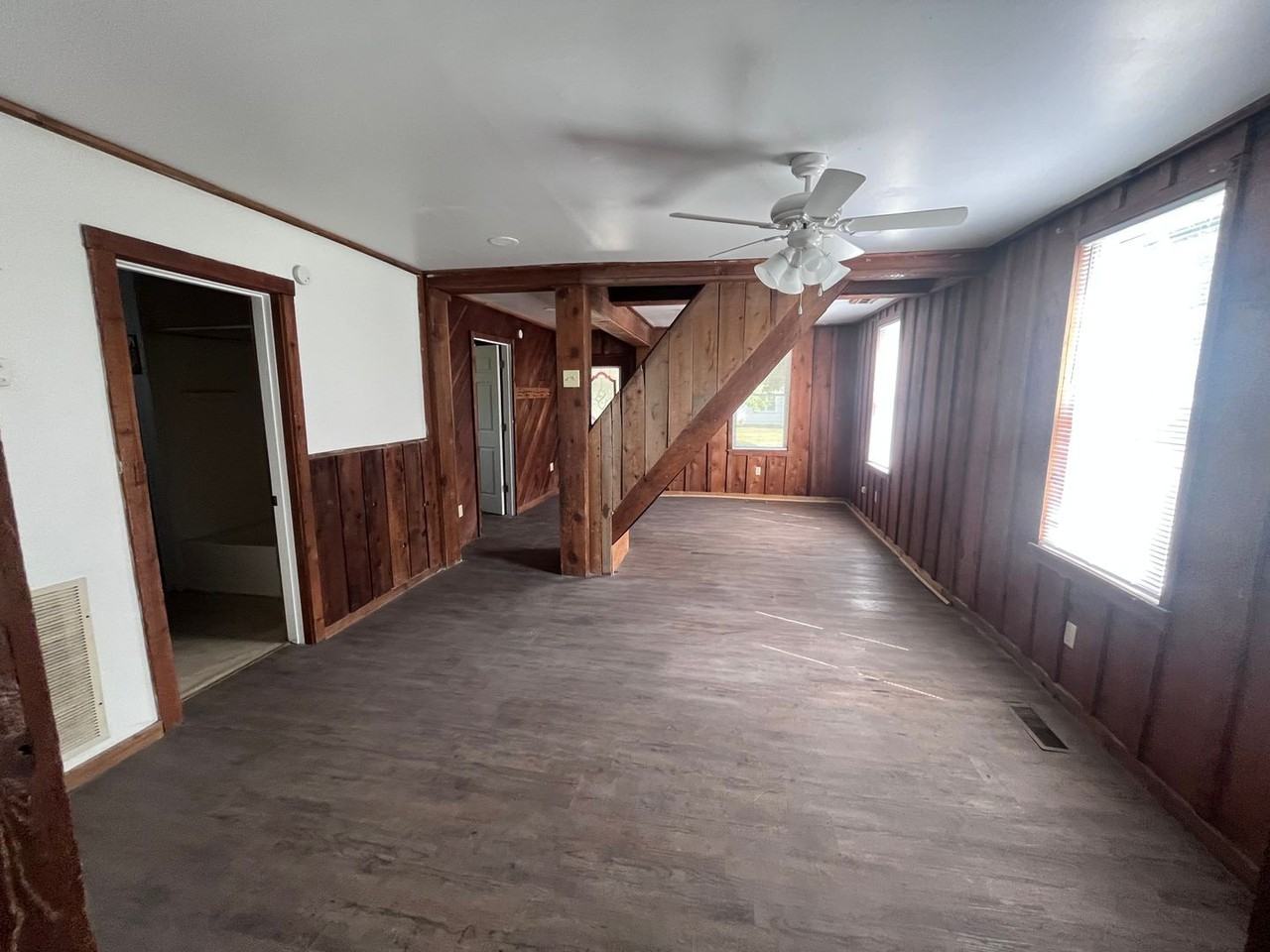 1002 Washington St - Photo 5 of 20