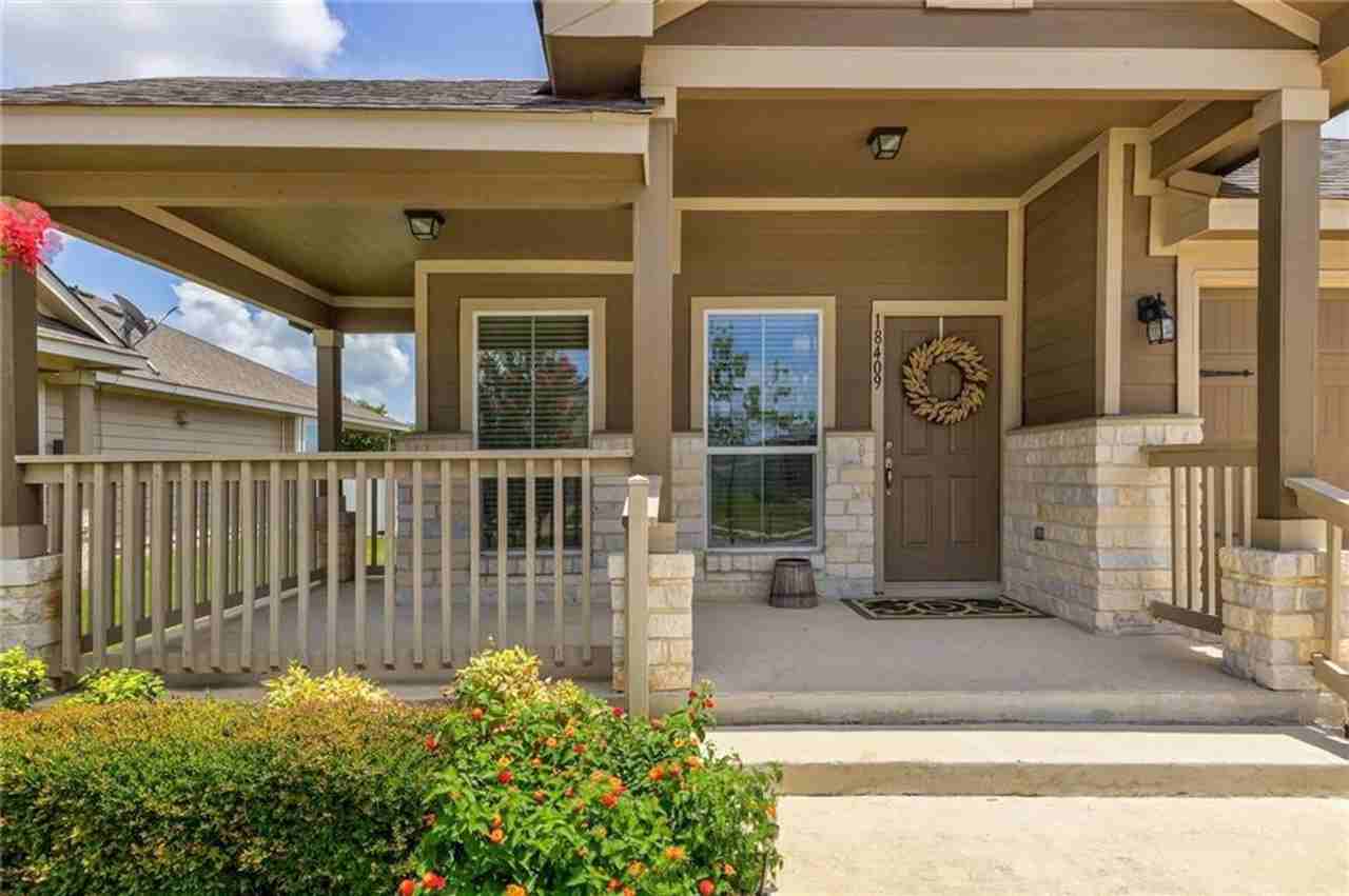 18409 Catoctin Dr - Photo 3 of 27