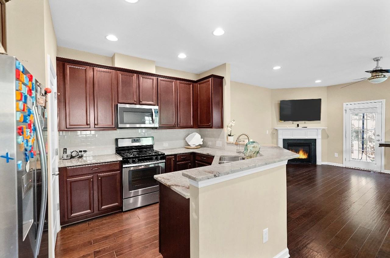 502 Libson Street - Photo 5 of 15