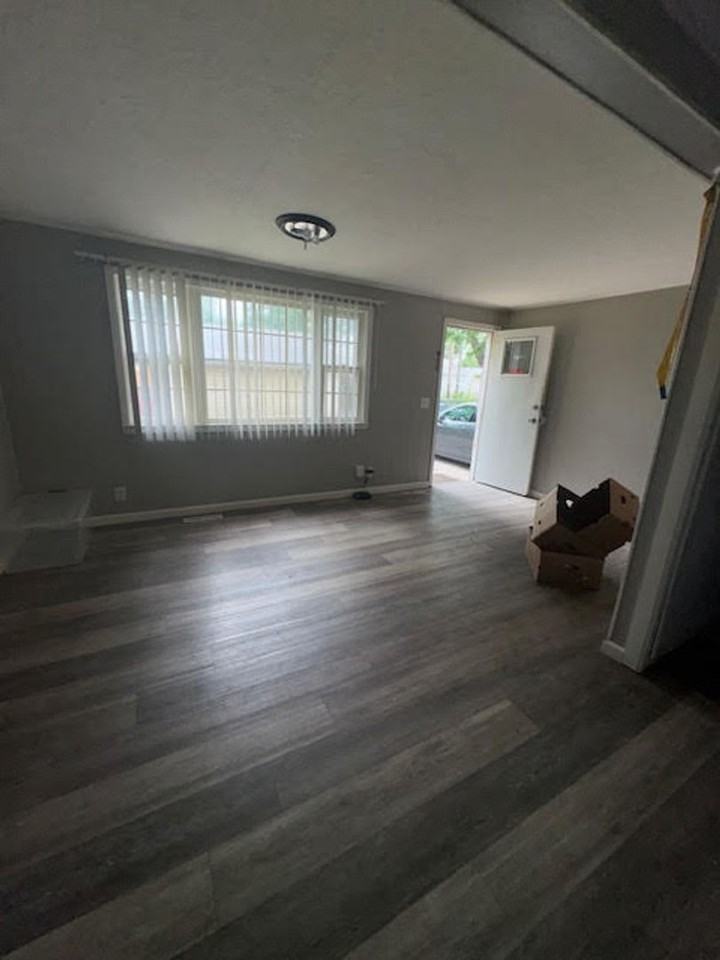 805 N Hudson Ave - Photo 6 of 7