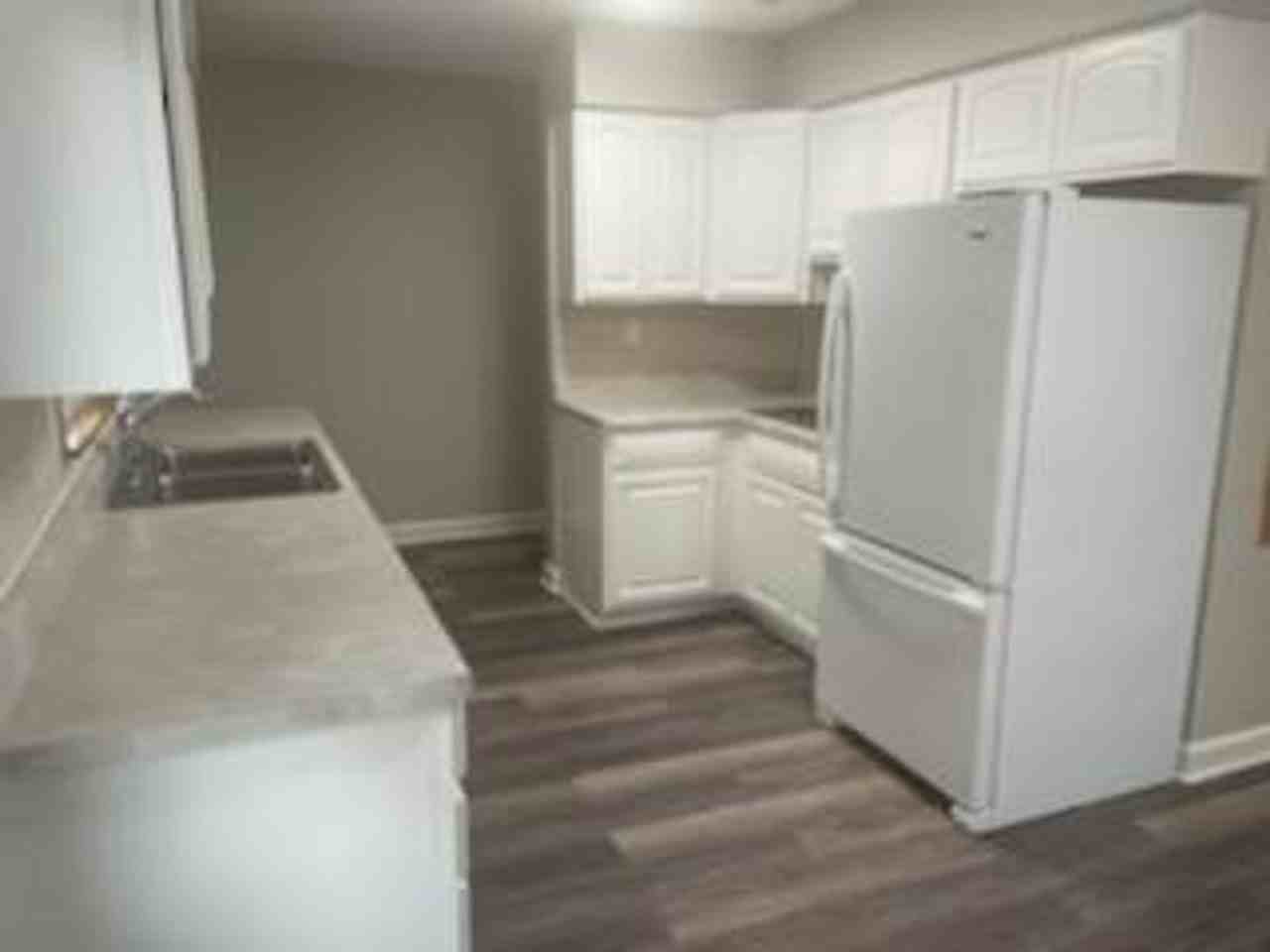 17806 W Winnebago Dr - Photo 3 of 14