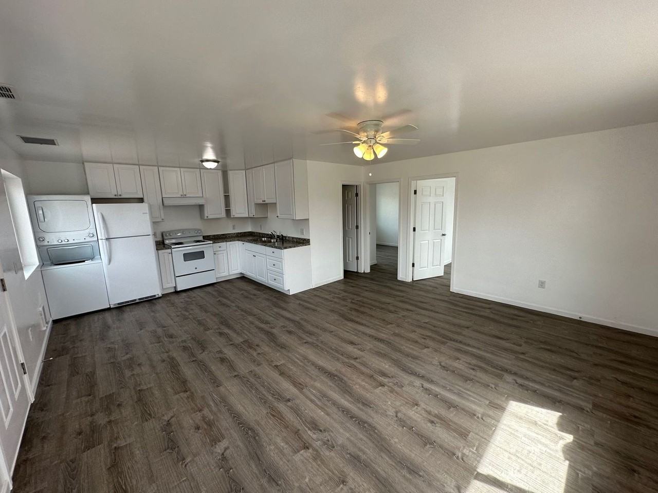 5346 Amberview Ln - Photo 6 of 13