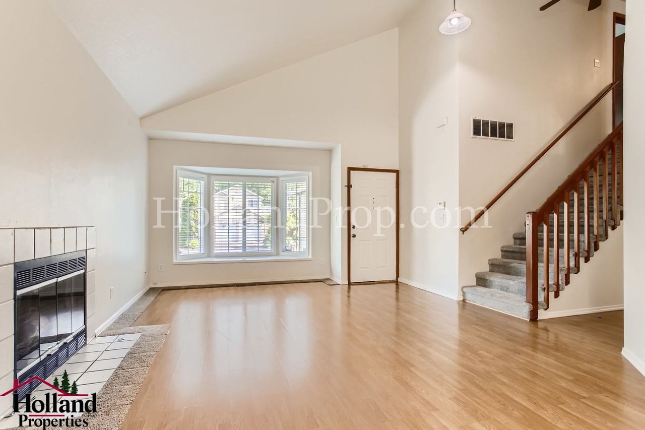 17984 Nw Sylvania Ln - Photo 3 of 22