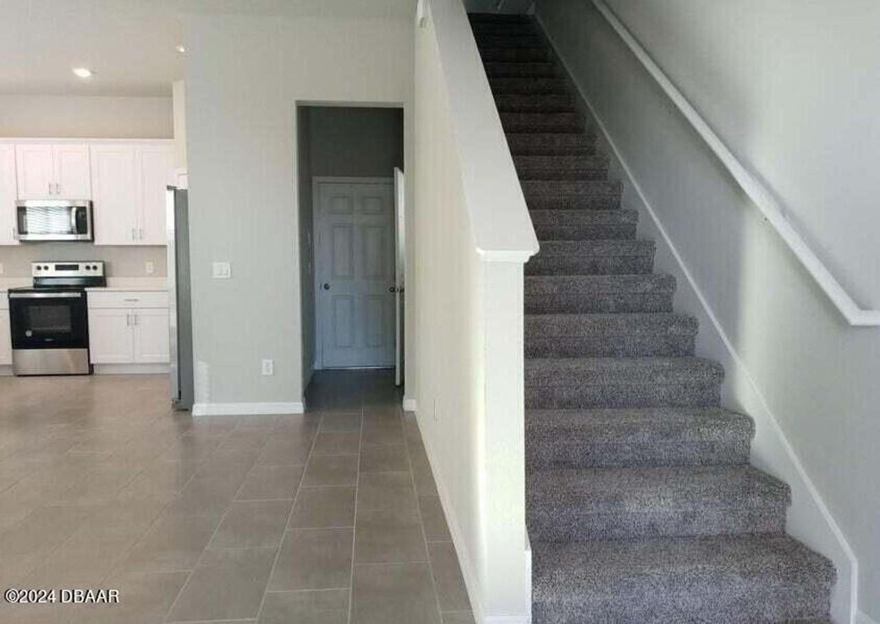 406 Venetian Palms Blvd - Photo 5 of 12