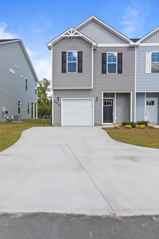 2033 Folkstone Woods Ln - Photo 2 of 27