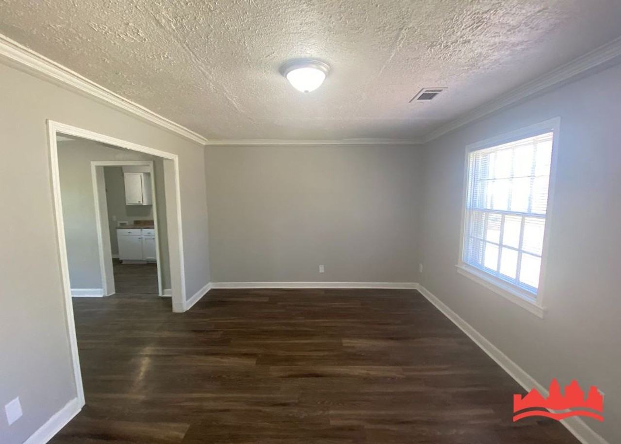 2302 Alameda Ave - Photo 6 of 17