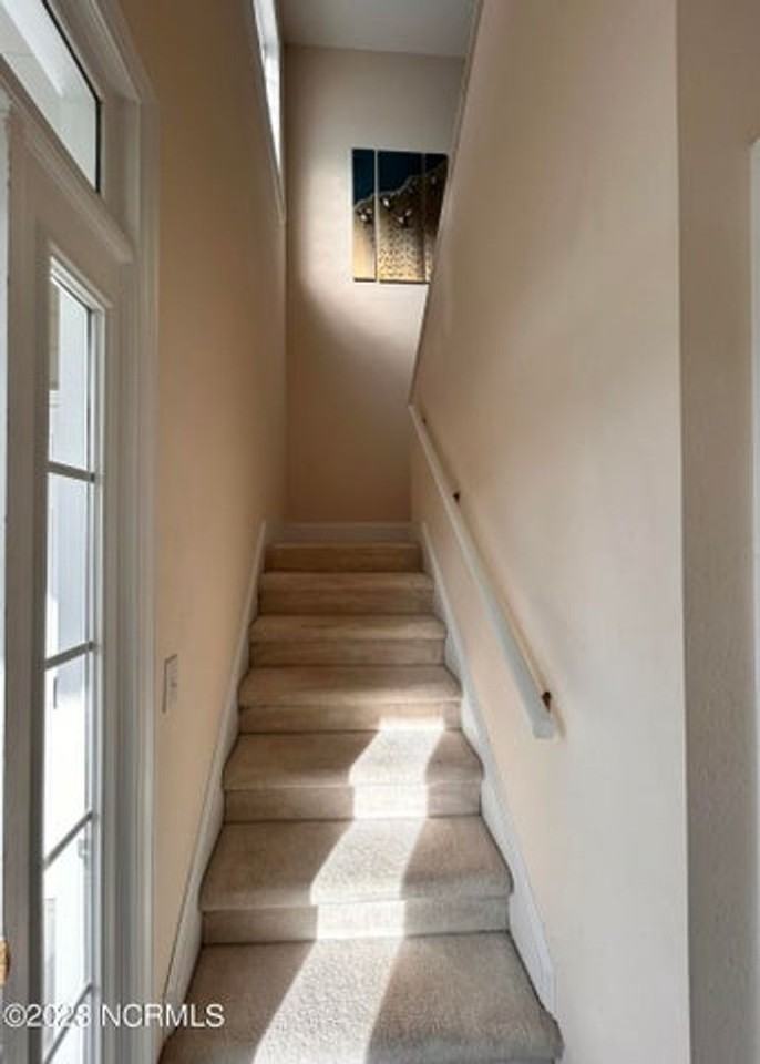 107 Crooked Gulley Cir #4 - Photo 4 of 37