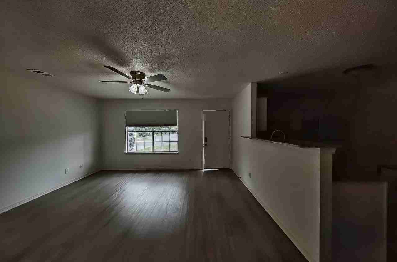 1001 1001 N. Main - 2 #2 - Photo 7 of 18