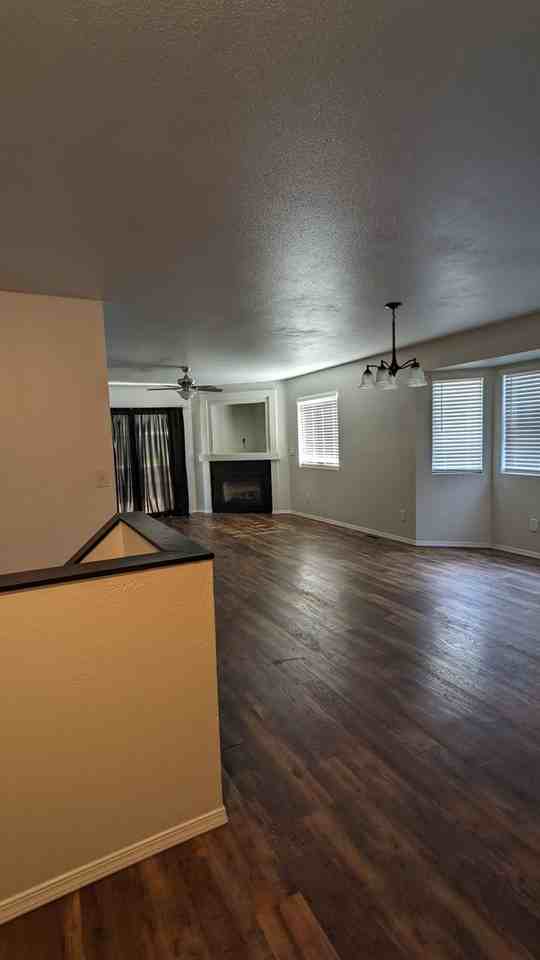 5444 Hicks Dr - Photo 2 of 25