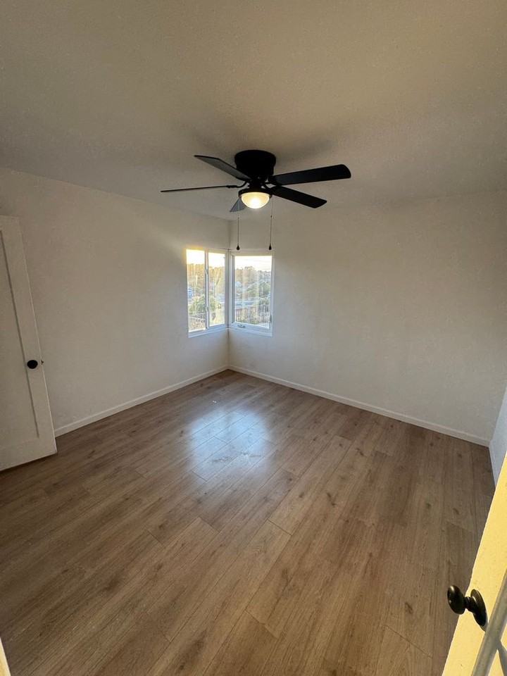 152 Jordan St - Photo 7 of 26