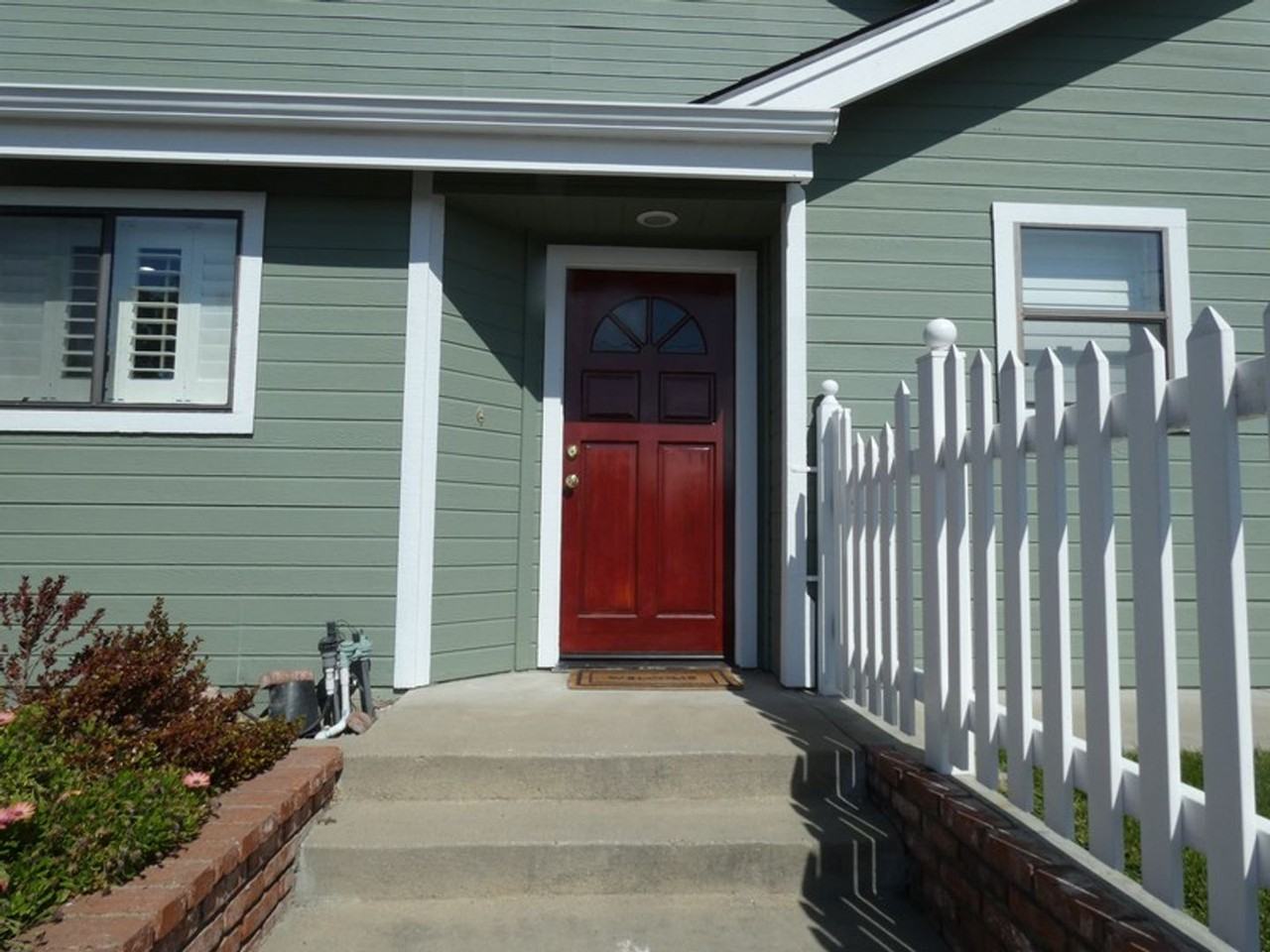 1149 Pacific Pointe Way - Photo 3 of 15