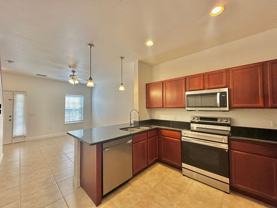 2926 Sw 35th Pl - Photo 1 of 1