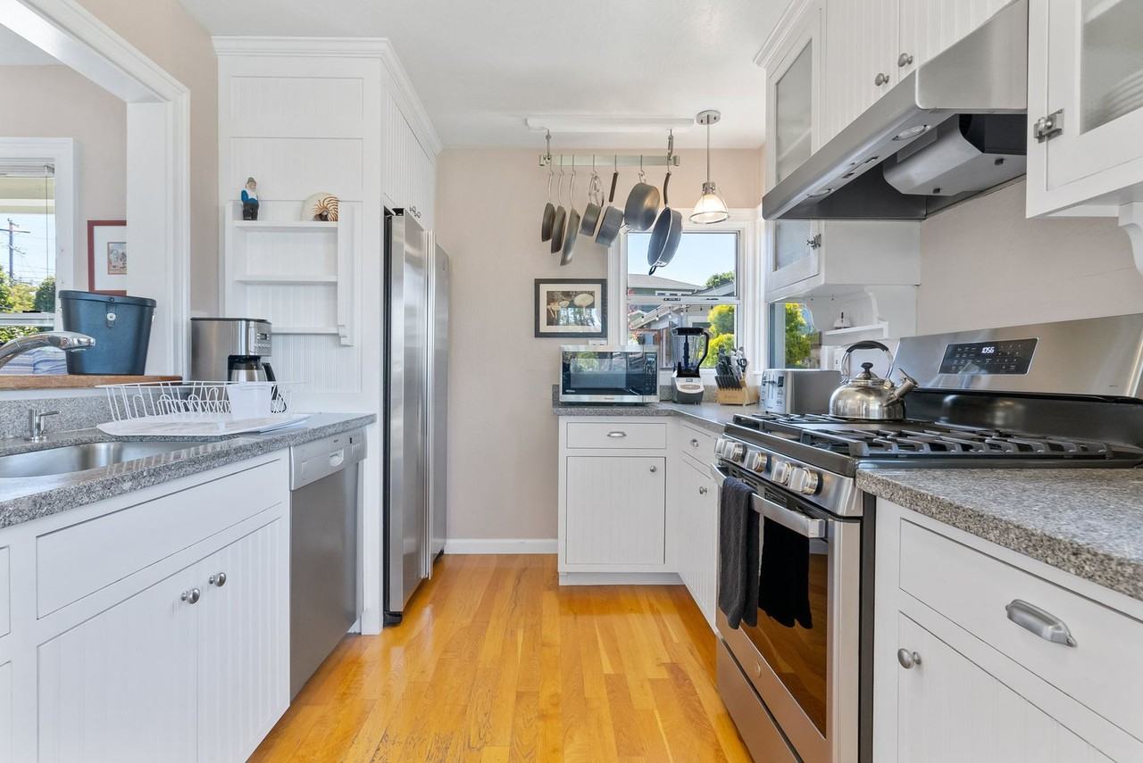 169 Moran Way - Photo 5 of 43