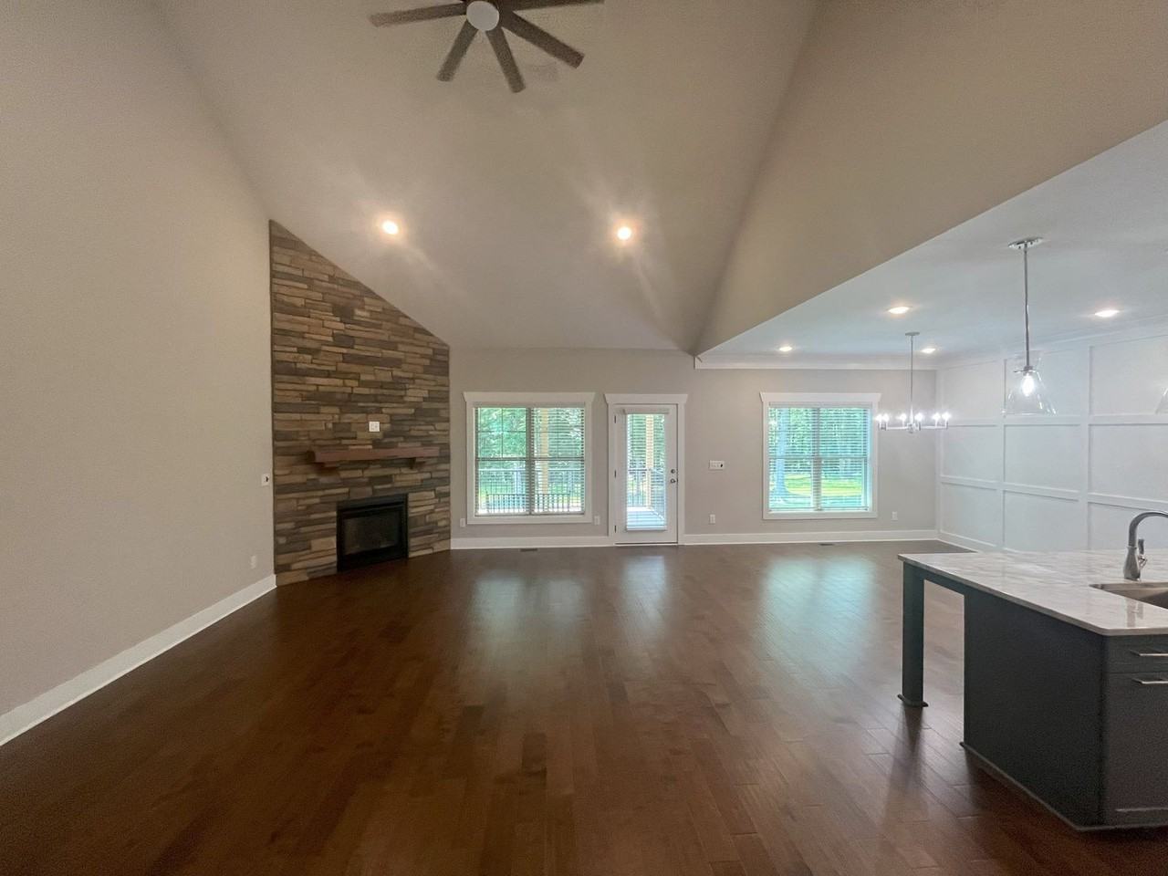 7016 Westfield Village Cir - Photo 3 of 22