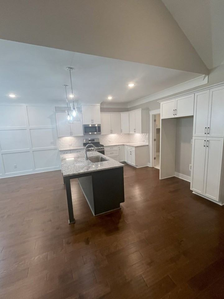7016 Westfield Village Cir - Photo 5 of 22