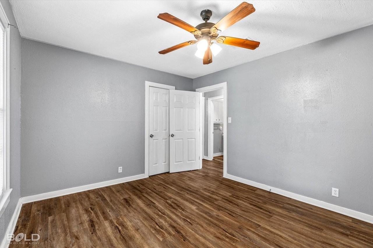 264 Leland Dr - Photo 3 of 23