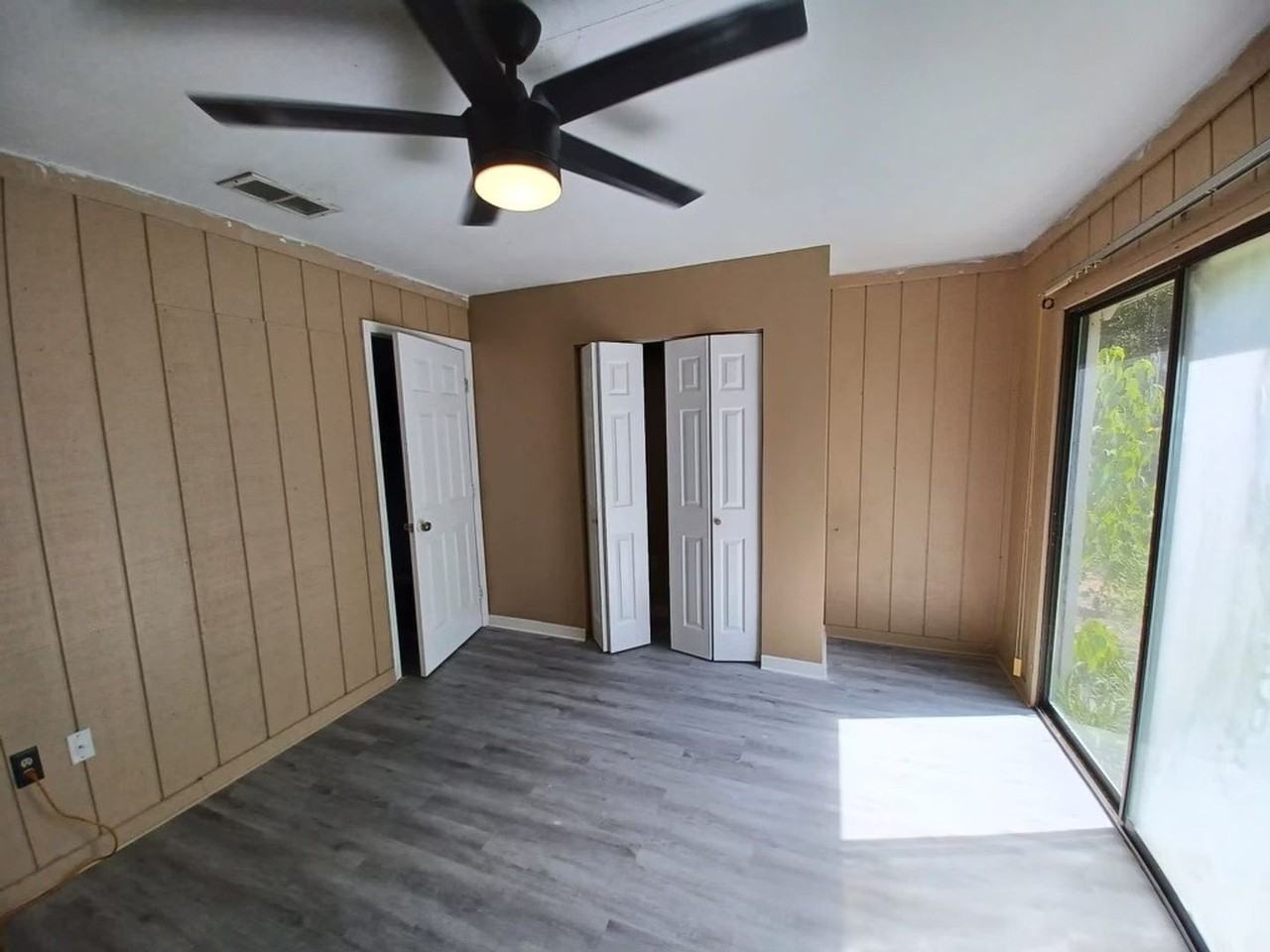 415 W Circlewood St - Photo 4 of 10