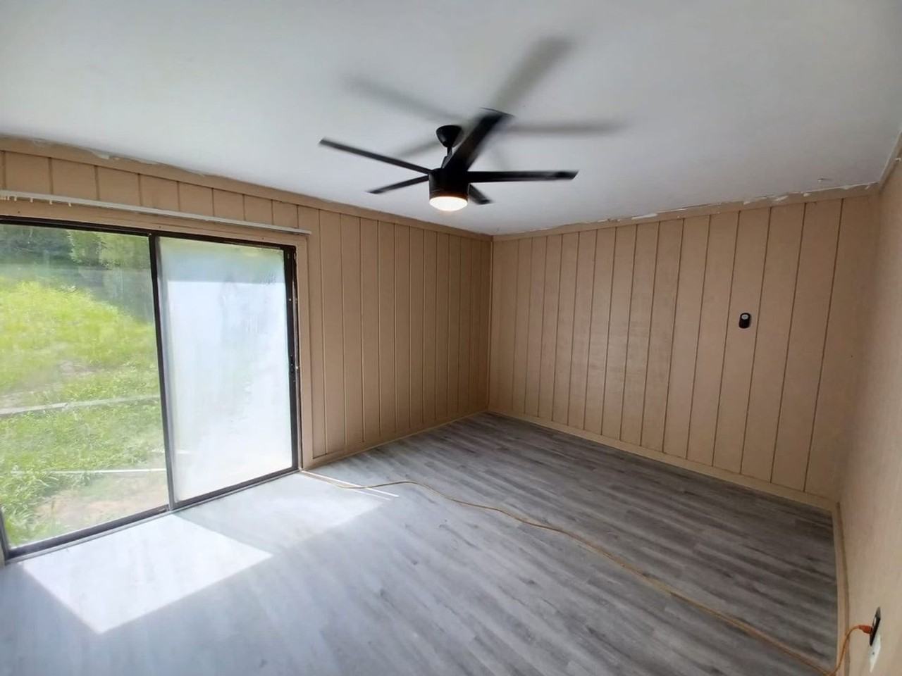 415 W Circlewood St - Photo 6 of 10