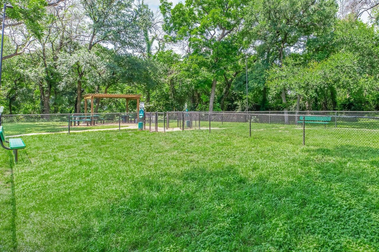 Diamond Loch Apartment Homes - Photo 4 of 52