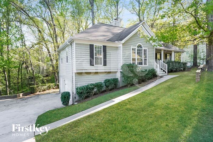 2608 Plantation Way - Photo 2 of 15