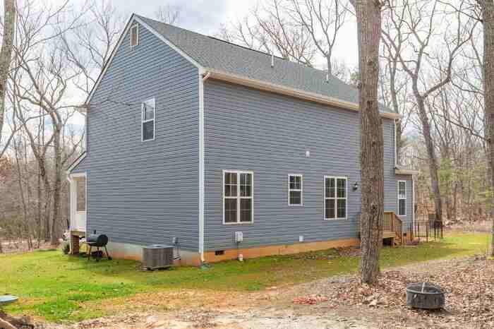 295 Willis Proffitt Rd - Photo 3 of 36