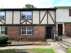 8913 Hunter Ridge Dr - Photo 1 of 1