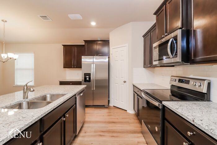 3201 Autry Rd - Photo 2 of 19