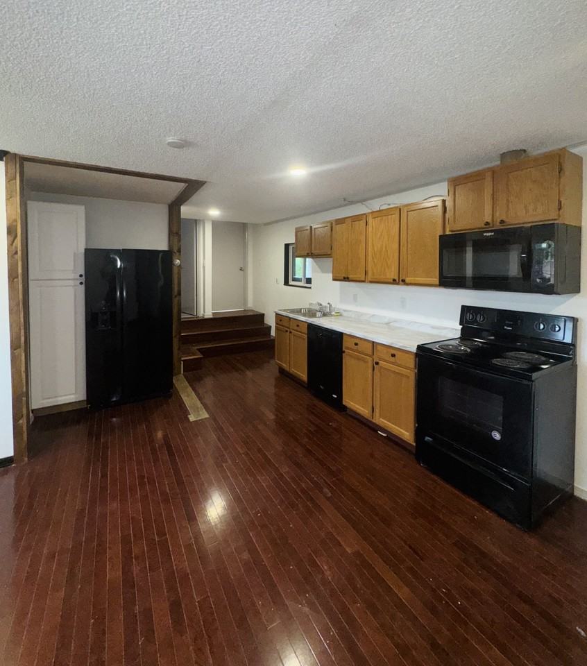 905 L Street #NA - Photo 2 of 18