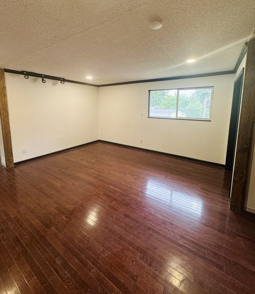 905 L Street #NA - Photo 3 of 18
