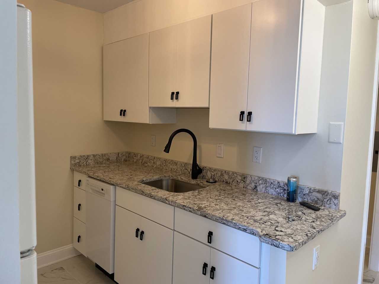 2401 Pennsylvania Ave #ASK - Photo 7 of 11