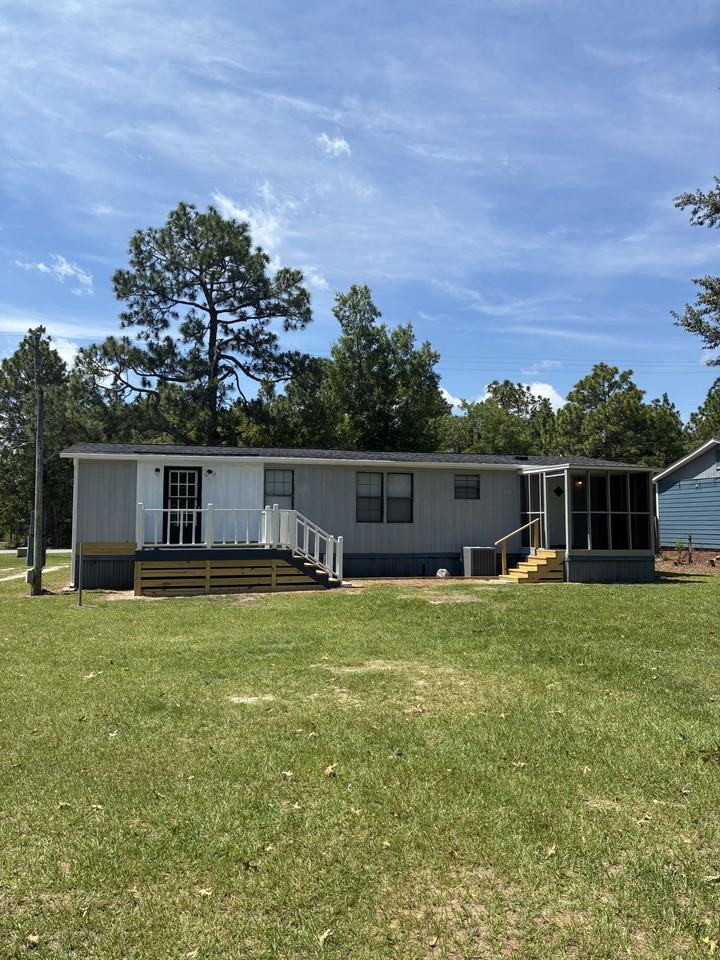 1443 Mack St #NA - Photo 2 of 18