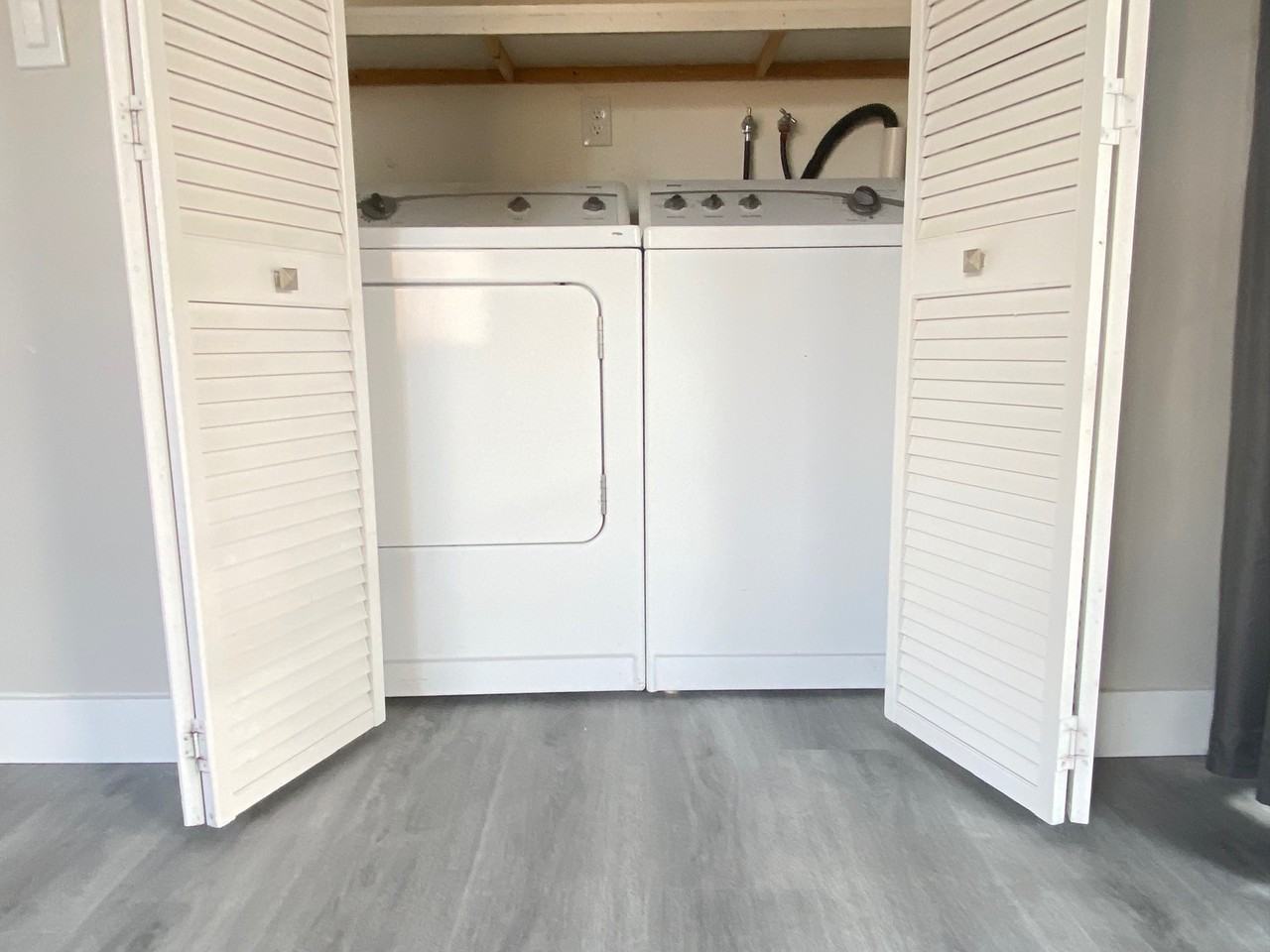 11145 Crestbrook St #2 - Photo 4 of 5