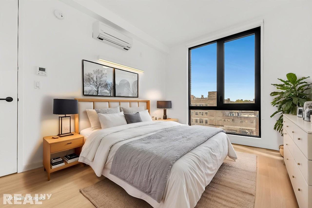 Pacific St #722 - Photo 3 of 9