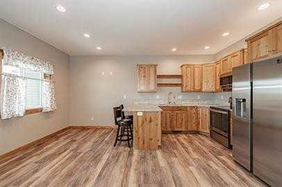 1279 Gary St - Photo 3 of 20