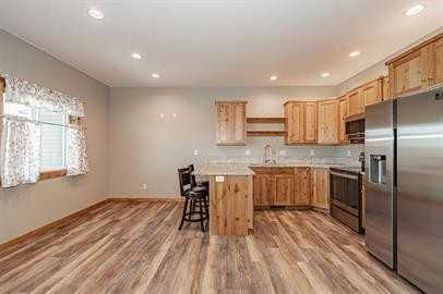 1279 Gary St - Photo 4 of 20