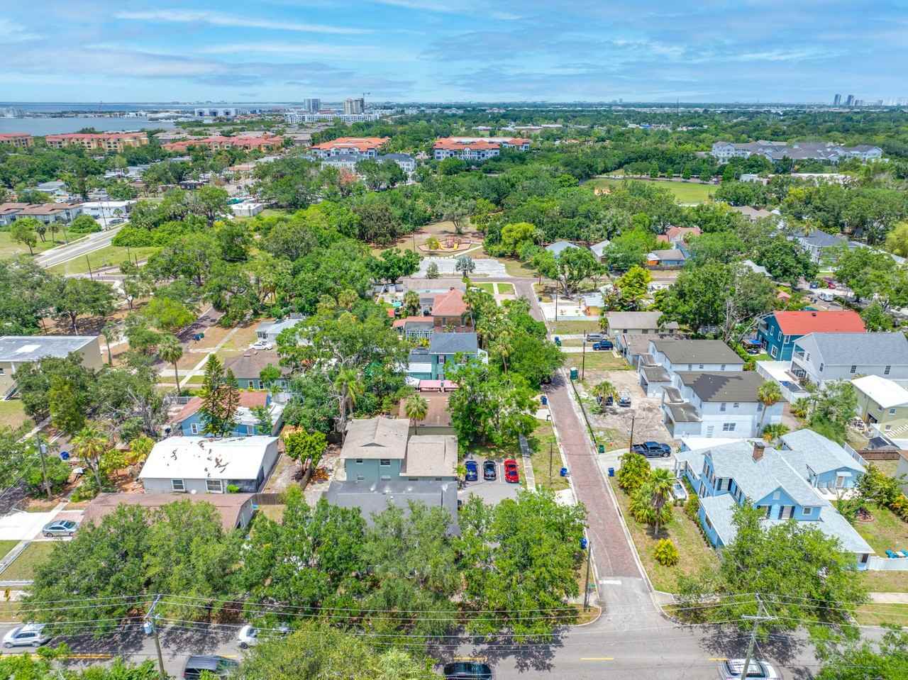 South Tampa Condo Grade 2 - Photo 6 of 27