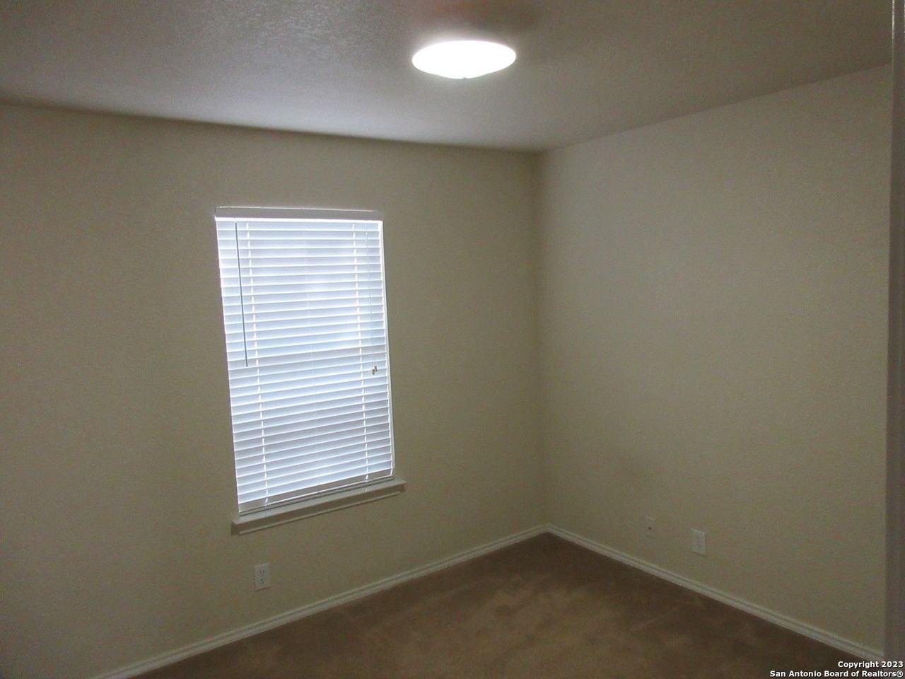 5015 Bending Trl - Photo 4 of 16