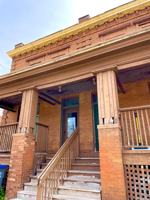 featured image of 112 S 14th Ave E