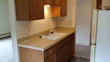 featured image of 1709 S Ferry St