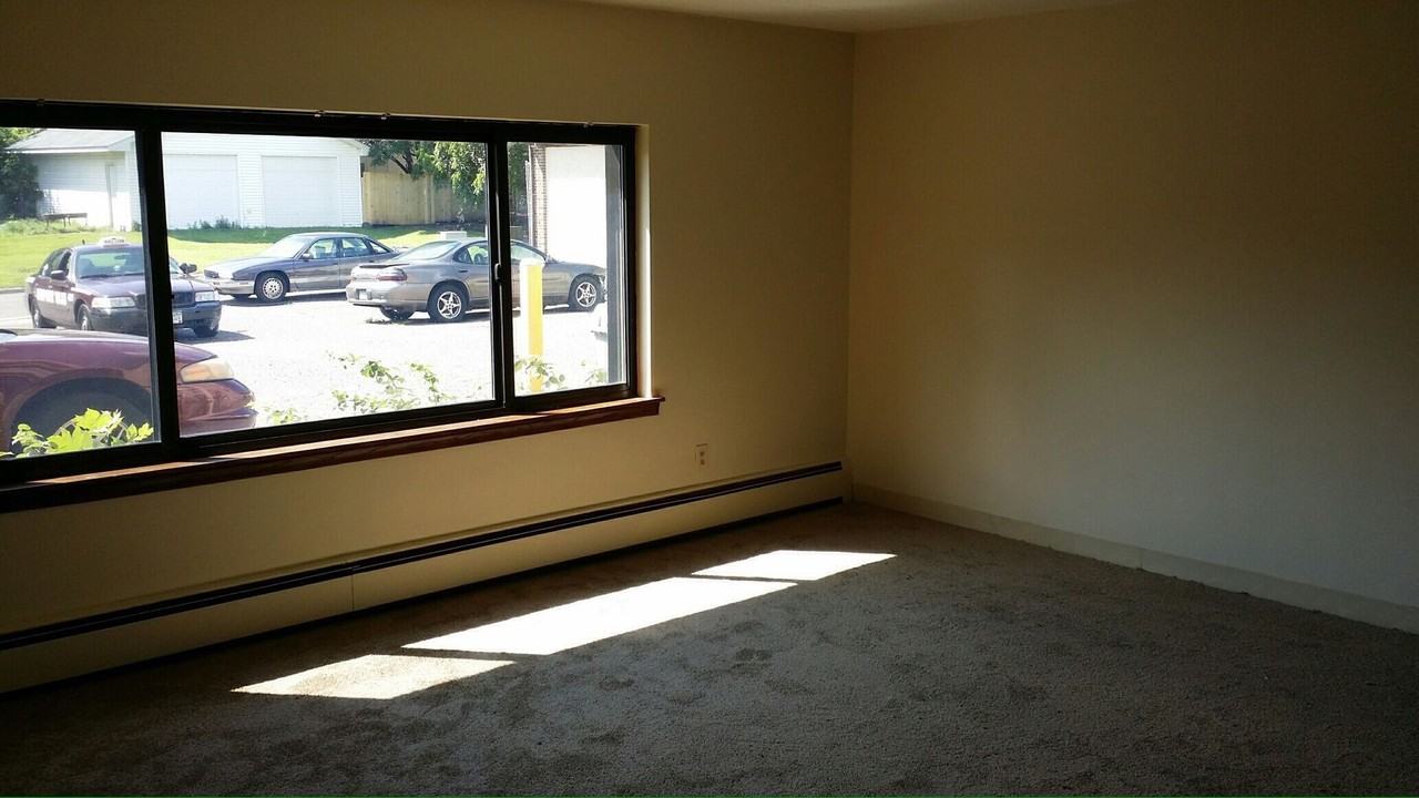 1709 Ferry - Photo 3 of 5