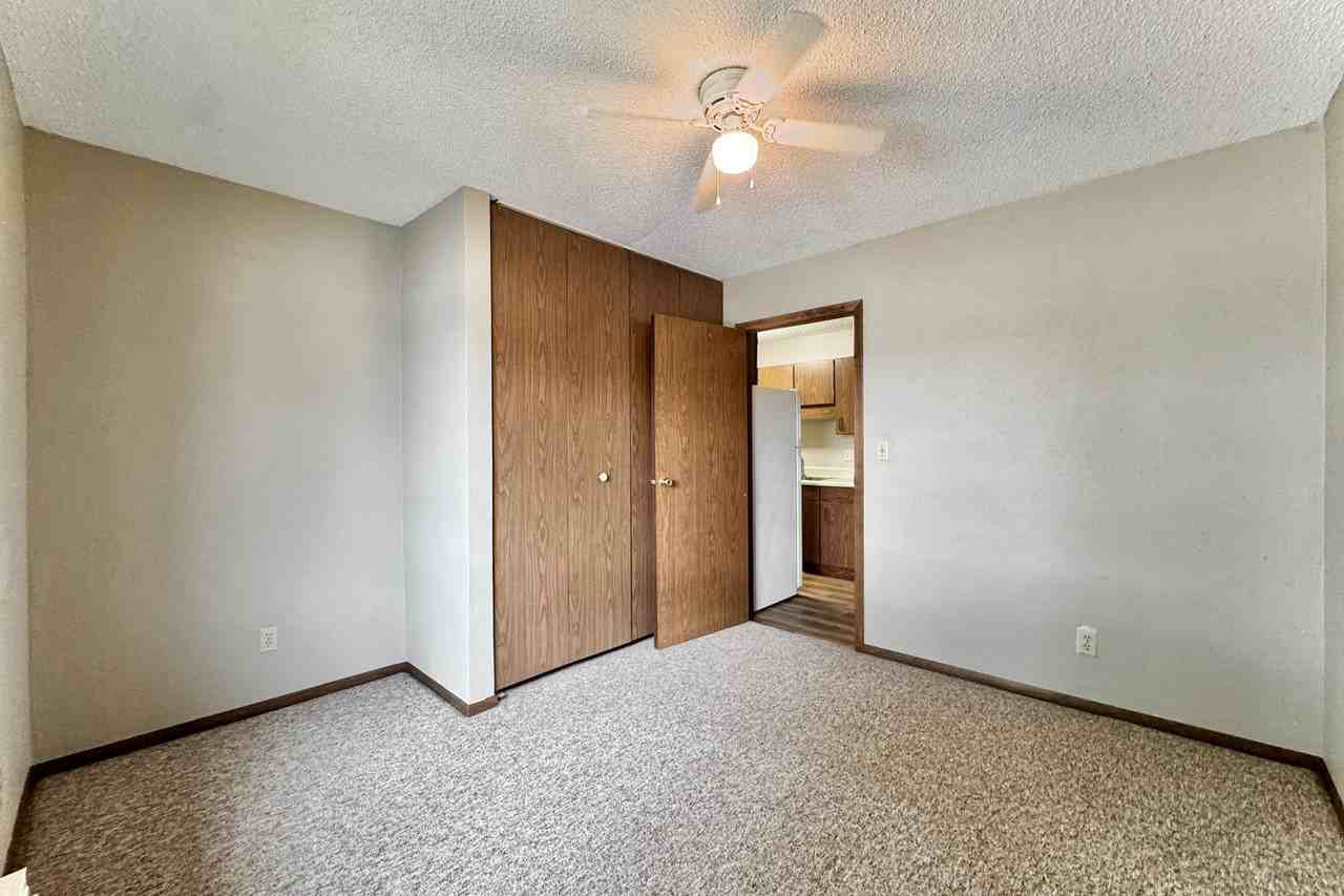 Glen Park 01 - Photo 7 of 28