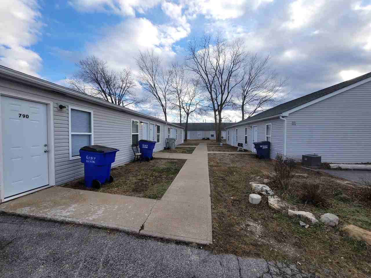 Bruer Park Gardens Apartments - Photo 7 of 38