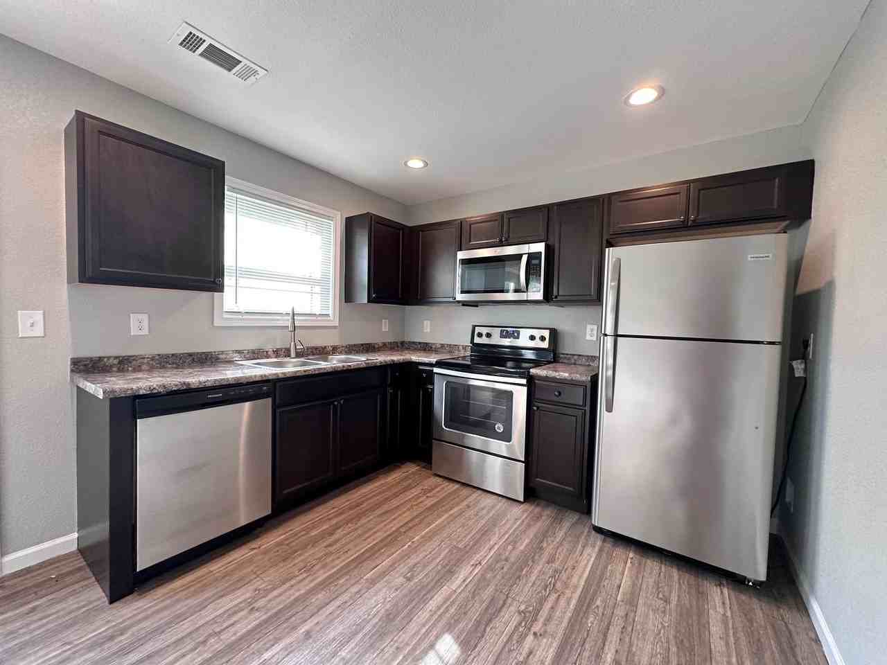 Grove at West Park - Photo 5 of 50